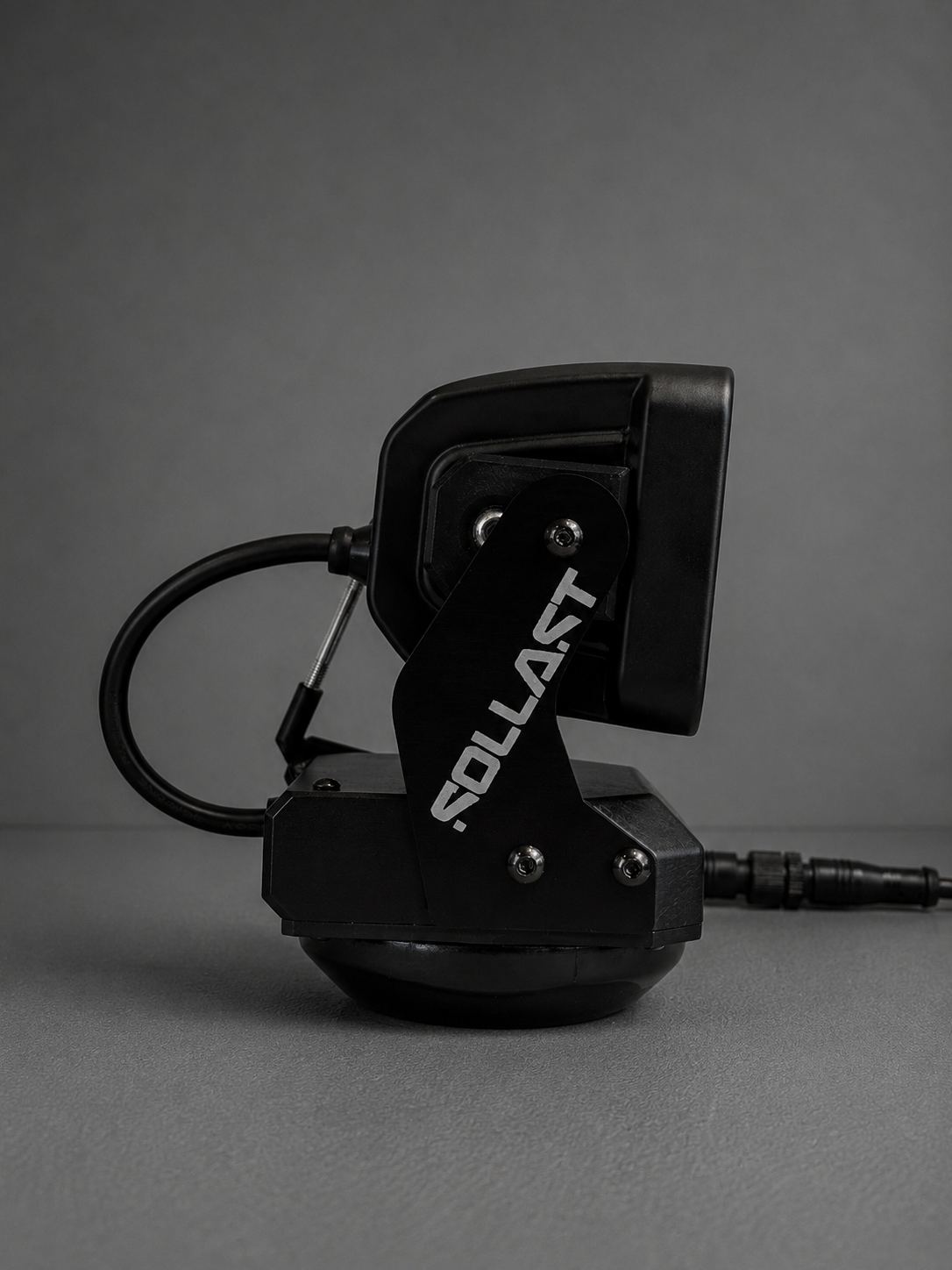40W side profile with SOLLAST badge