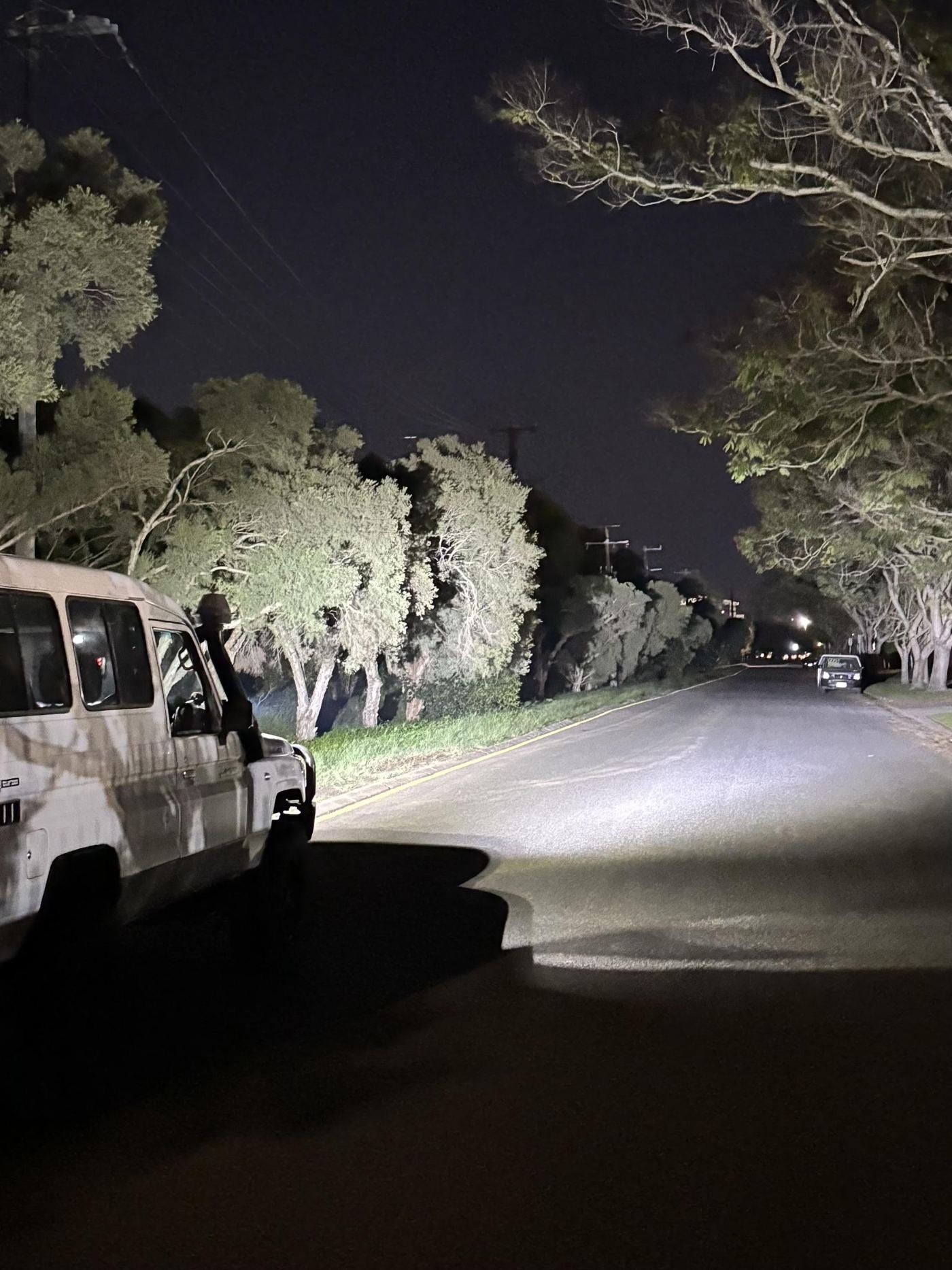 SOLLAST 40W beam on a dark road